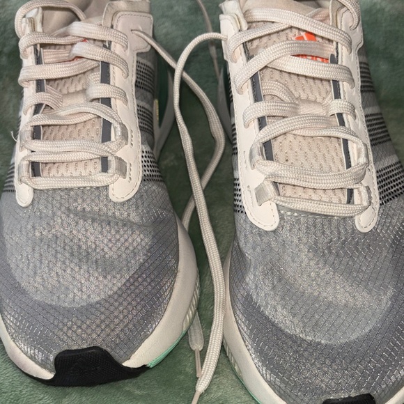 EUC Adidas White and Gray Running Shoes - Picture 3 of 8